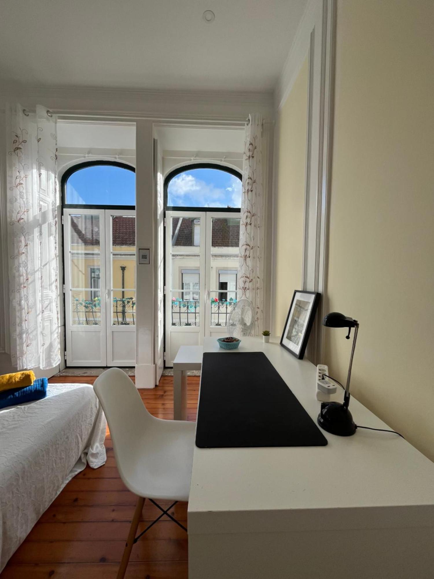 Quarto No Apartamento Pombal Lisboa Exteriér fotografie