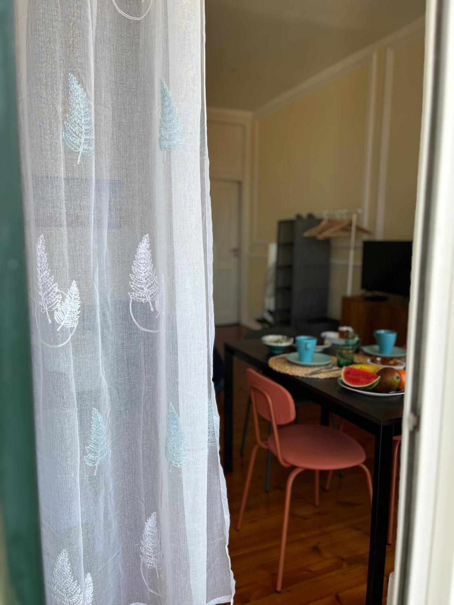 Quarto No Apartamento Pombal Lisboa Exteriér fotografie